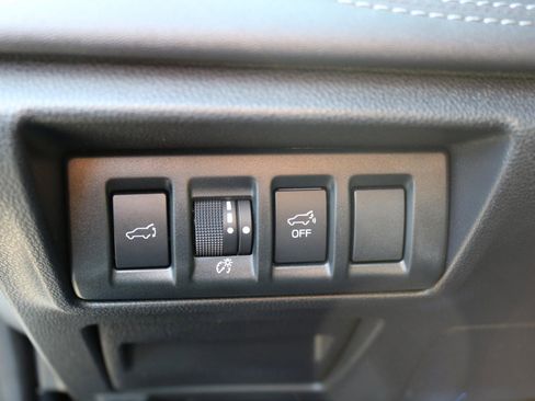 Used 2020 Subaru Outback Limited image 20
