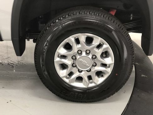Used 2020 Chevrolet Silverado 2500 LT w/ All Star Edition AWD/4WD image 10