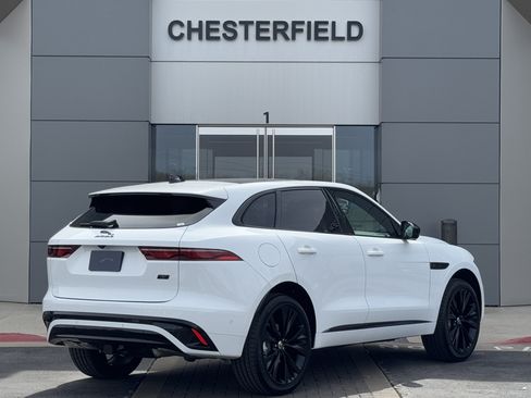 Used 2026 Jaguar F-PACE R-Dynamic S AWD/4WD image 2