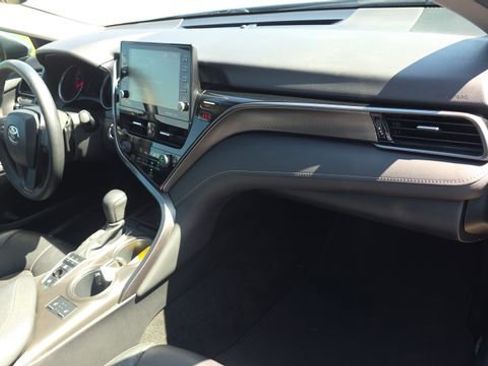 Used 2021 Toyota Camry XSE image 29