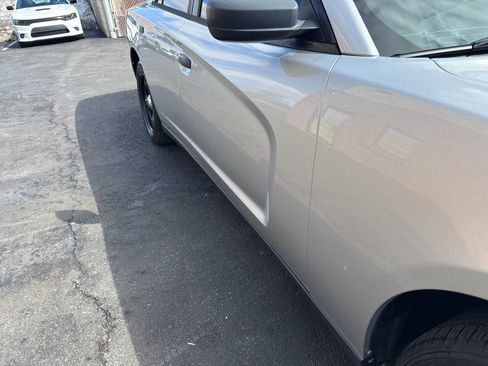 Used 2011 Dodge Charger Police w/ Convenience Group I image 12