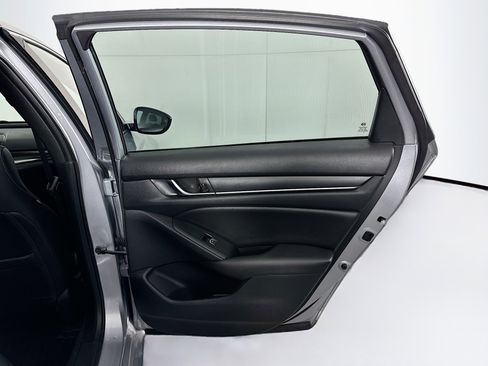 Used 2021 Honda Accord Sport image 29