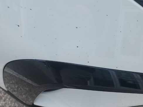 Used 2023 Volkswagen Taos SEL image 5