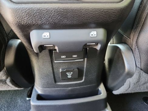 Used 2021 Jeep Wrangler Unlimited Sahara AWD/4WD image 26