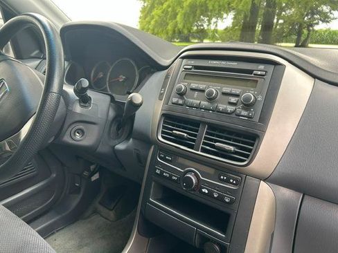 Used 2006 Honda Pilot EX image 10
