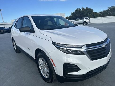 Used 2023 Chevrolet Equinox LS w/ LS Convenience Package image 33