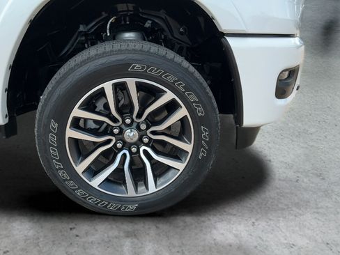 Used 2025 RAM 1500 Limited AWD/4WD image 24