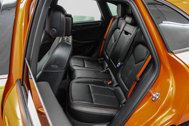 Used 2023 Porsche Macan AWD/4WD image 18
