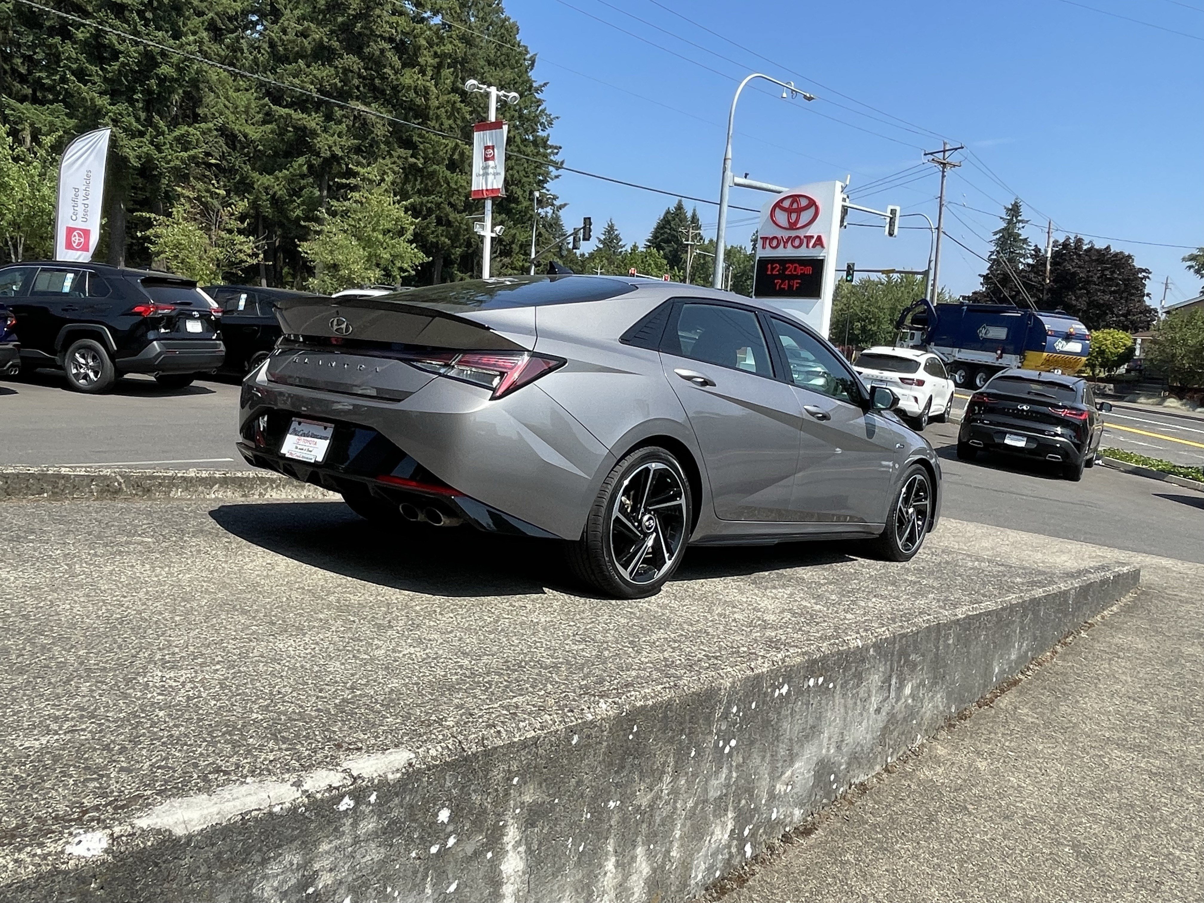 Used 2022 Hyundai Elantra N Line FWD image 8