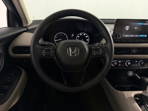 Used 2023 Honda HR-V LX image 20