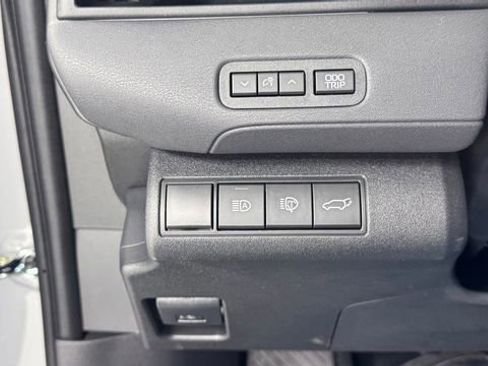 New 2026 Subaru Uncharted AWD image 31