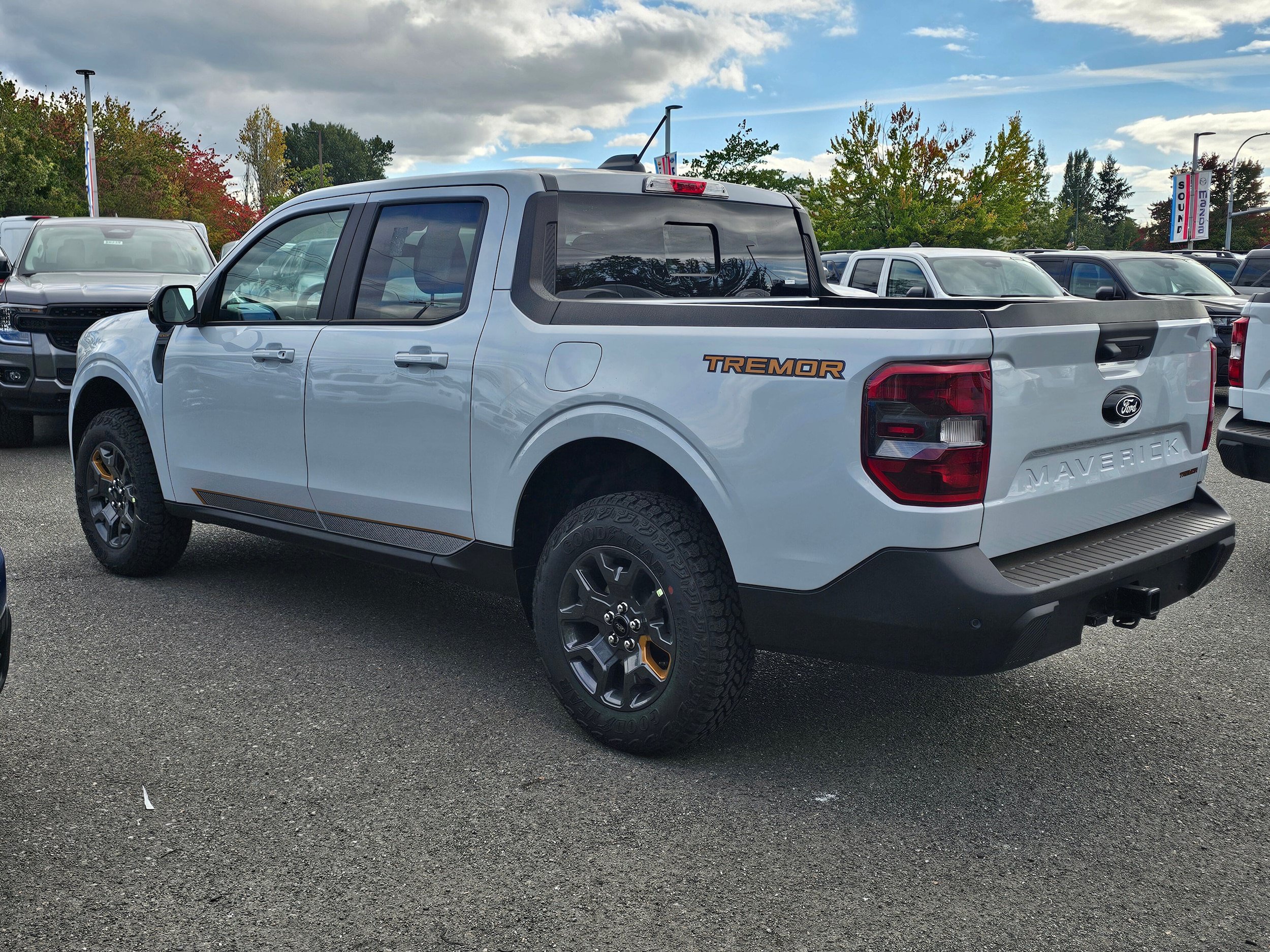 New 2026 Ford Maverick Tremor AWD/4WD image 7