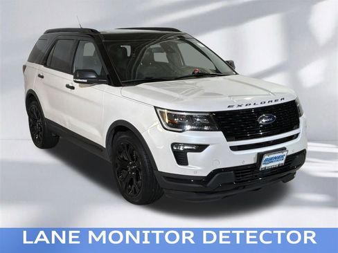 Used 2019 Ford Explorer Sport w/ Equipment Group 401A AWD/4WD image 10