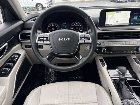 Used 2022 Kia Telluride EX w/ EX Premium Package AWD/4WD image 13