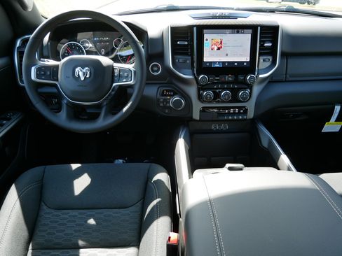 New 2026 RAM 1500 Big Horn AWD/4WD image 10