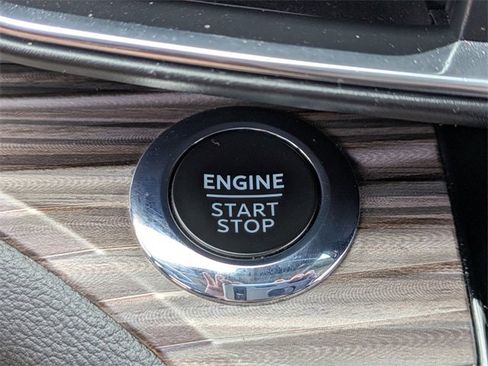 Used 2023 Ford Explorer Limited image 33