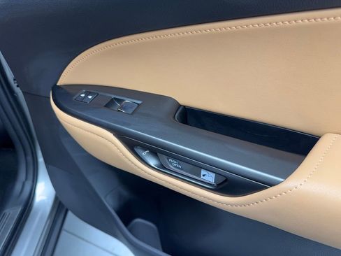 Used 2024 Lexus NX 250 FWD w/ Cold Area Package image 43