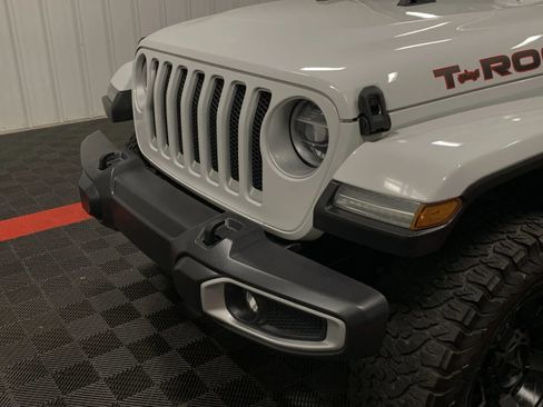 Used 2019 Jeep Wrangler Unlimited Sahara w/ Dual Top Group image 13