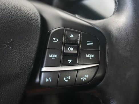 Certified 2025 Ford Maverick XLT w/ XLT Luxury Package FWD image 16