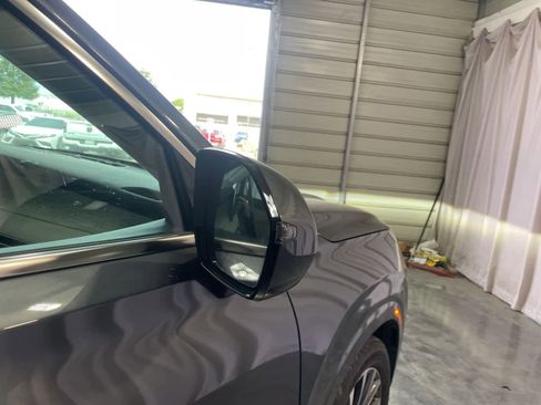 Used 2025 Hyundai Palisade Calligraphy image 16