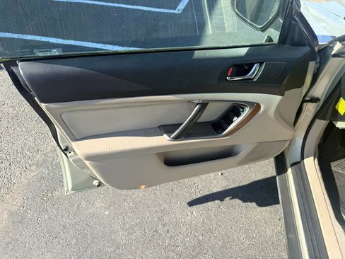 Used 2006 Subaru Outback 2.5i Special Edition image 10