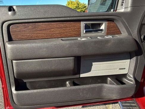 Used 2013 Ford F150 Lariat w/ Luxury Equipment Group image 21