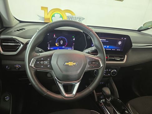 Used 2024 Chevrolet TrailBlazer LT w/ Convenience Package FWD image 15