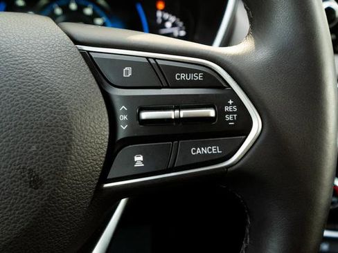 Used 2020 Hyundai Santa Fe Limited image 17