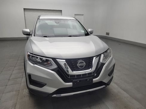 Used 2019 Nissan Rogue S FWD image 14