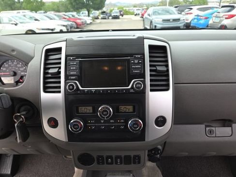 Used 2017 Nissan Frontier SV w/ SV Value Truck Package RWD image 28