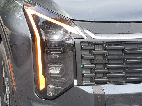 New 2026 Kia Sportage LX FWD image 10