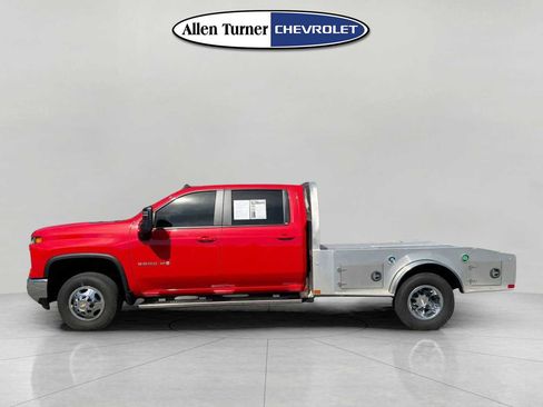 Used 2025 Chevrolet Silverado 3500 LT w/ Convenience Package image 6