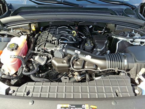 Used 2022 Jeep Grand Cherokee Limited image 28