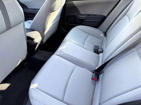 Used 2016 Honda Civic EX image 8