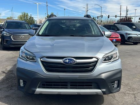 Used 2022 Subaru Outback Limited image 2