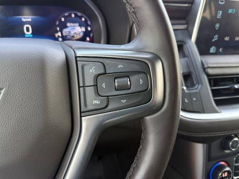 Used 2023 Chevrolet Tahoe Z71 w/ Luxury Package AWD/4WD image 22