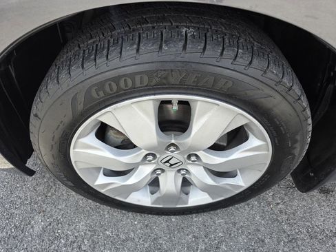 Used 2010 Honda Accord EX-L image 10