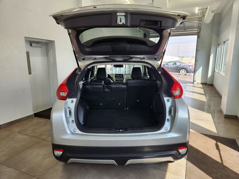 Used 2019 Mitsubishi Eclipse Cross SE image 8
