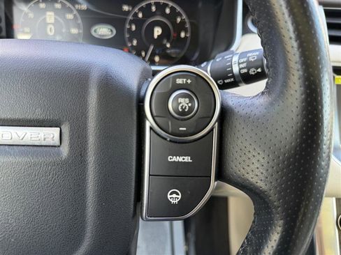 Used 2017 Land Rover Range Rover Sport HSE image 27