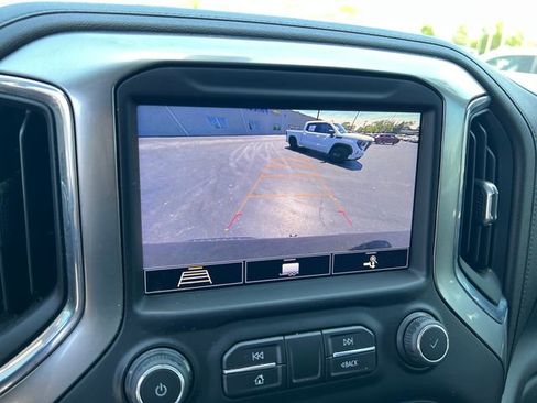 Used 2020 Chevrolet Silverado 1500 LT Trail Boss w/ Midnight Edition AWD/4WD image 19