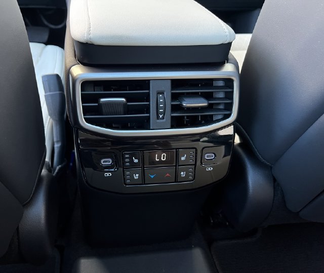 Used 2024 Lexus RX 450h AWD w/ Convenience Package image 30