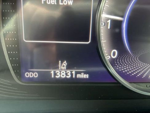 Used 2024 Lexus ES 350 350 w/ Premium Package image 20