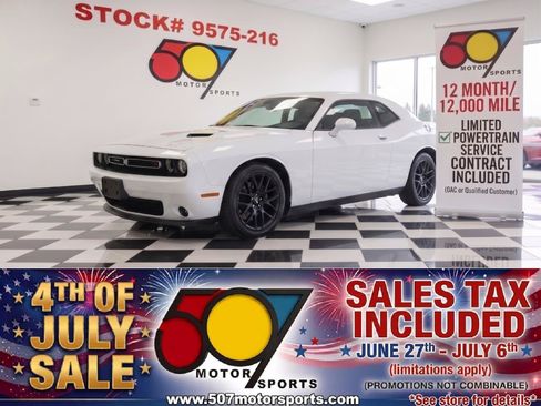 Used 2012 Dodge Challenger SXT Plus RWD image 1