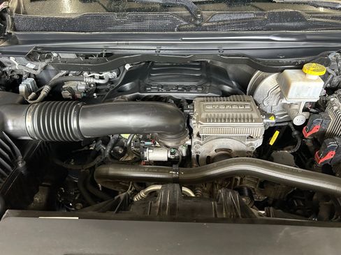 Used 2022 RAM 1500 Big Horn AWD/4WD image 29
