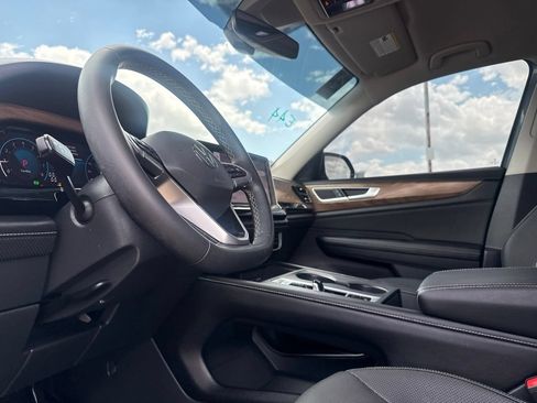 Used 2024 Volkswagen Atlas SE FWD image 39