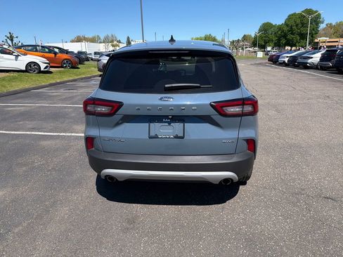Used 2025 Ford Escape Active AWD/4WD image 4