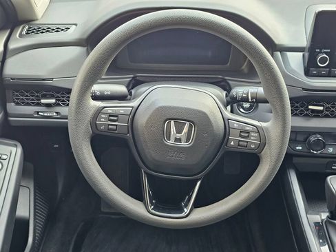 Used 2024 Honda Accord EX image 19