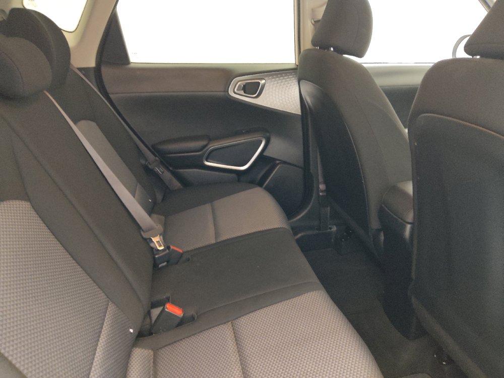 Used 2022 Kia Soul LX FWD image 19