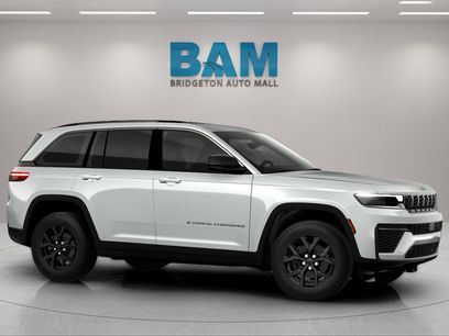 New 2026 Jeep Grand Cherokee Altitude
