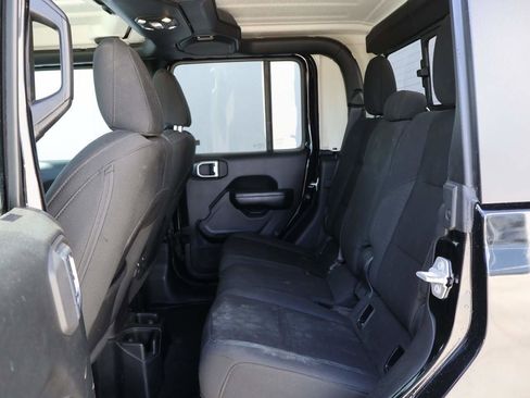 Used 2020 Jeep Gladiator Sport w/ Quick Order Package 24S AWD/4WD image 10